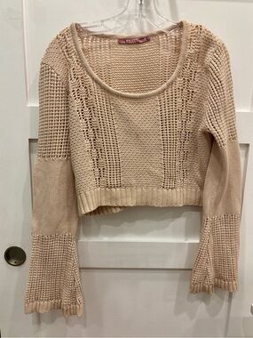 leshop Cream Open-Knit Cropped Sweater with Bell Sleeves Size L